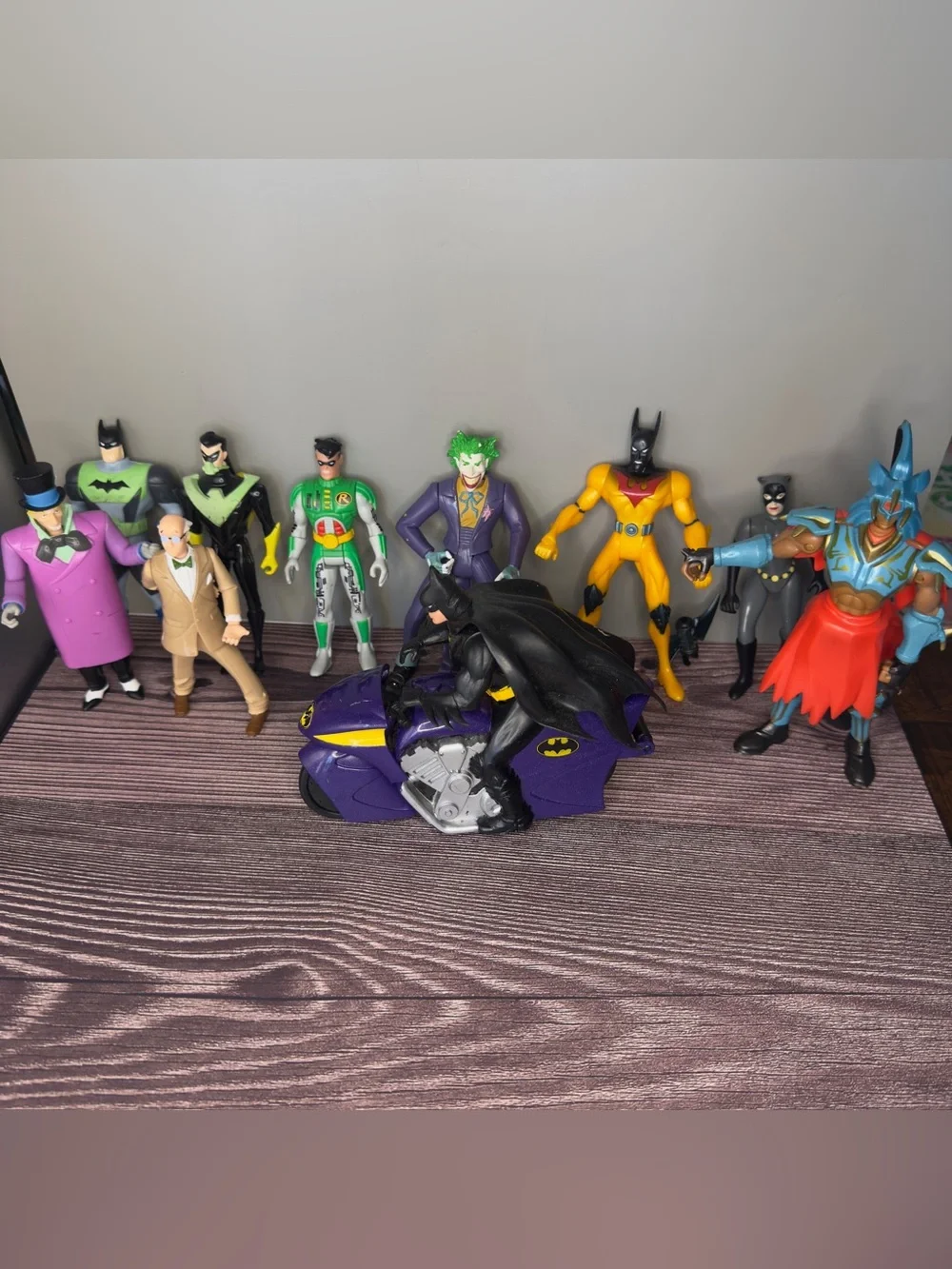 Batman Animated Series Action Figure Lot Joker Robin Catwoman Batcycle